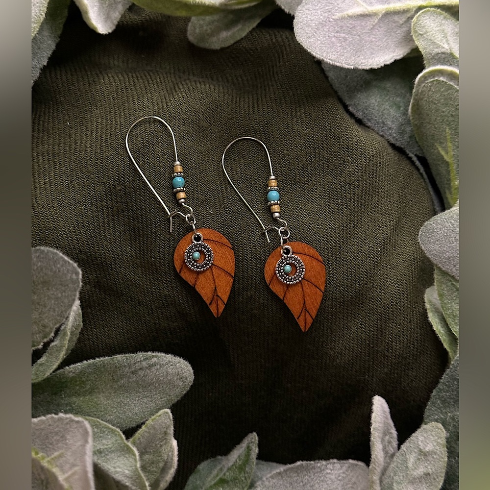 New drop leaf turquoise earrings.